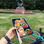 Sushiroll Bistro Na zewnątrz