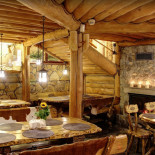 Corrado Pizzeria Wewnątrz