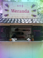 Weranda Exterior