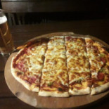 4x4 Pizza Klub Dania