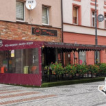 Pizza On The Way Na zewnątrz