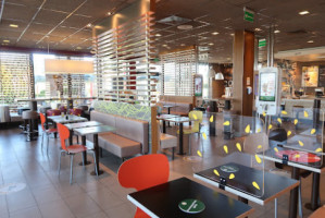 Mcdonald's Dentro