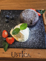 Ustica À l'intérieur