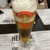 Hektor À l'intérieur