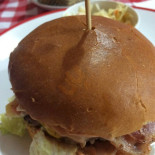 Elvis Burger Comida