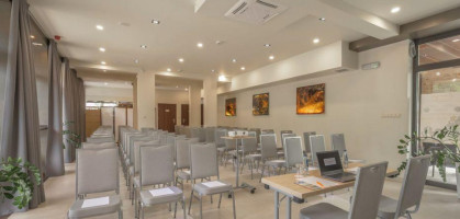 Emocja À l'intérieur