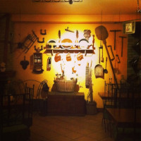 Pod Złotym Kasztanem inside