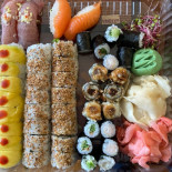 Sushi Akai House Dania