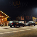 Górski Burger Na zewnątrz