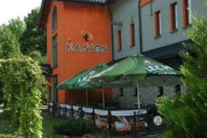Kanion Pizza Exterior