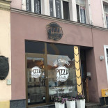 Pizza Pasta Na zewnątrz