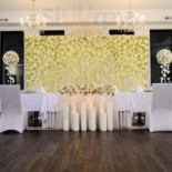 Rajska À l'intérieur