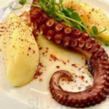 Momo Wine Dania