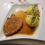 Dworek Mikołaj Nourriture