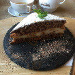 Barć Dębowa Nourriture