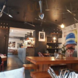 Momo Love At First Bite À l'intérieur