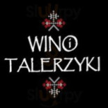 Wino I Talerzyki Dania