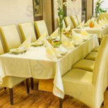 Helena À l'intérieur