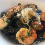 Monte Carlo Pizza I Wino food