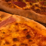 Sztutozzeria Moc Pizzy Dania