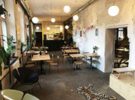 ŁĄka À l'intérieur