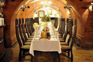 Anna De Croy À l'intérieur