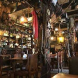 Captain Morgan Pub Dentro