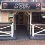 Roberto À l'intérieur