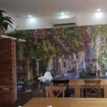Restauracja Bar Kalinka Wewnątrz