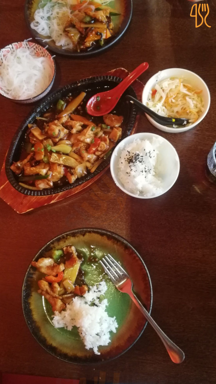 Lee's Chinese Menu