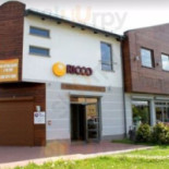 Pizzeria Ricco Na zewnątrz