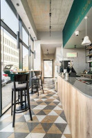 Floren À l'intérieur