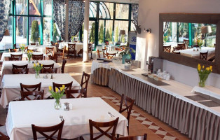 Kama Park Nourriture