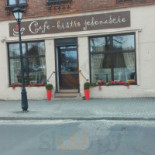 Bistro Jedenascie Na zewnątrz