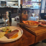 Pera Restaurant Dania