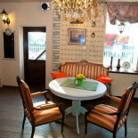 Angelika À l'intérieur