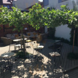 Willa Puck Cafe Dentro