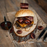 Bó Burger Fries Dania