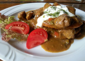 Pod Złotym Kasztanem