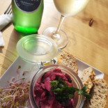 Winiarnia GĄski Comida