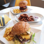 We Love Burger Dania