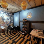 Dokku Sushi Wewnątrz