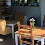 Grzanka Bistro Wewnątrz