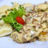 Kardamon Pub Nourriture