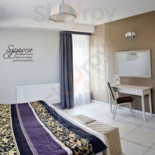 Rajska À l'intérieur