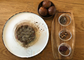 Oskoma Trzaskowo Comida