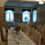 Dworek Mikołaj Nourriture