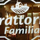 Trattoria Familia Wewnątrz