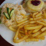 Podzamcze Melsztyn Wewnątrz