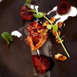 Pod Platanami À l'intérieur